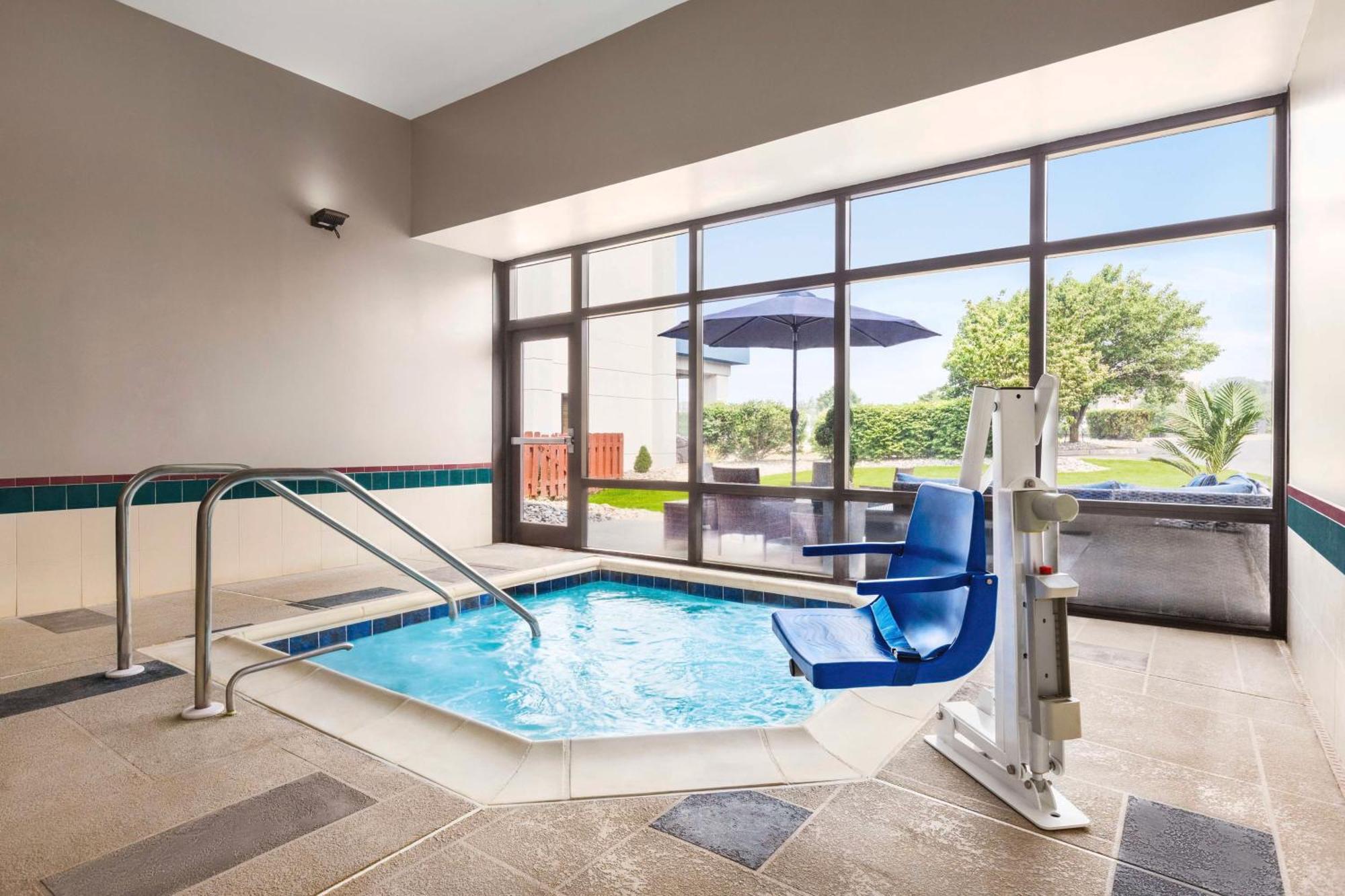 Hampton Inn Quakertown Eksteriør billede